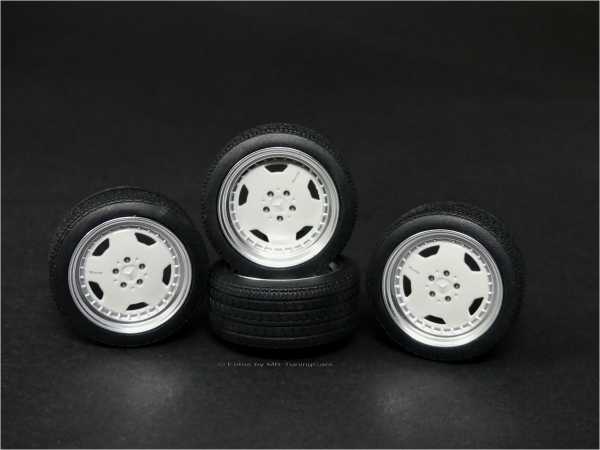 1:18 Mercedes 300 CE 124 AMG Felgensatz inkl. Bremsscheiben